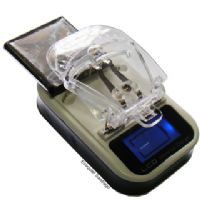 Kit com 10 Carregadores Universal (G) para todos celulares e câmeras digitais c/ Display